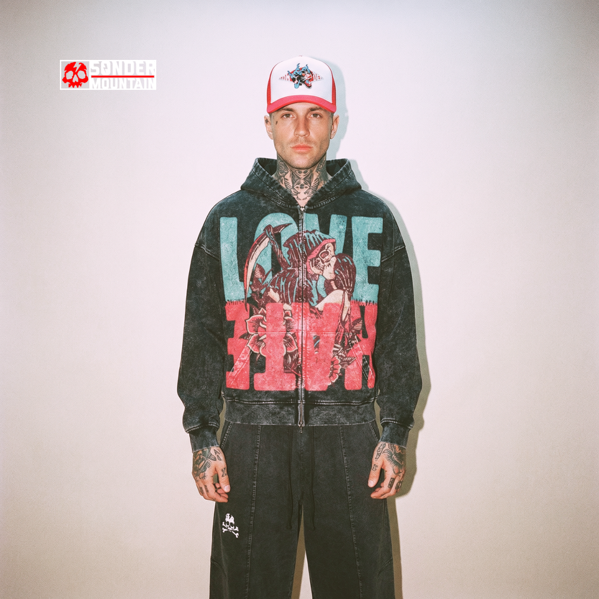 Love Hate (Limited Edition) - Stone Washed Zip Up Hoodie – Sonder